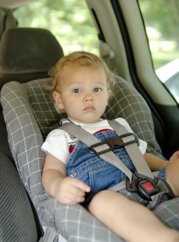 Im Test 34 Auto-Kindersitze