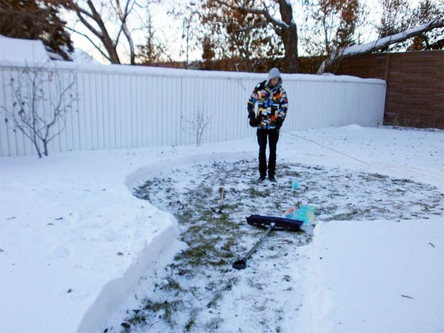 Iglu aus bunten Eisblöcken